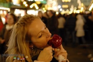 karácsony, advent, vásár, karamellás alma, Enci, Bécs